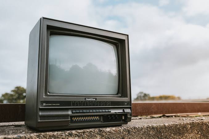 Read more about the article Television-free news
