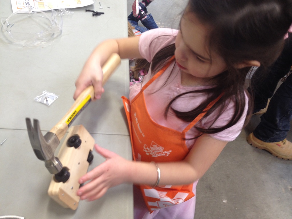 Read more about the article My daughter used a hammer and built a car. She’s already more competent than her dad.