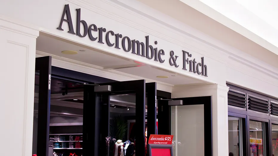 Read more about the article The amazing, astounding Abercrombie adults