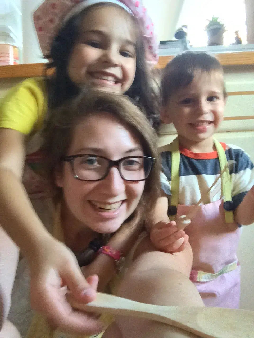 Read more about the article Our babysitter is making me look like a bad parent
