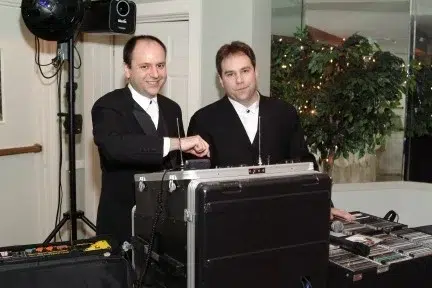 Read more about the article Music is not the most important part of my job as a wedding DJ.