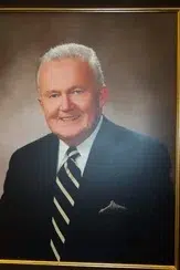 Read more about the article The Moth brought me and my elementary school principal back together