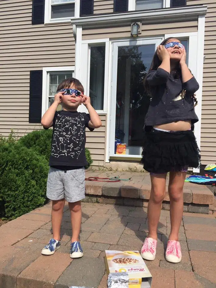 Read more about the article The eclipse was underwhelming and a little boring. I wish it happened more often.